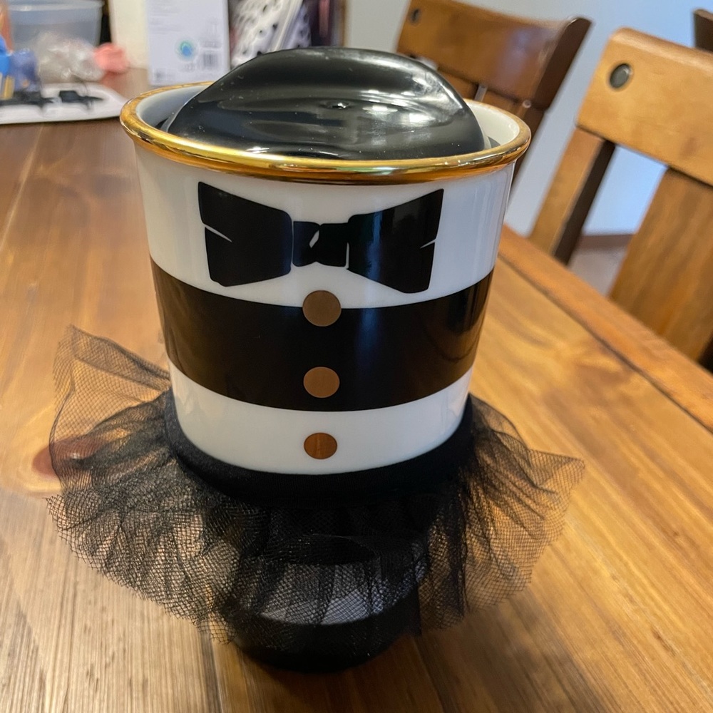 Starbucks 2013 Alice+Olivia Ceramic Tuxedo Tumbler
